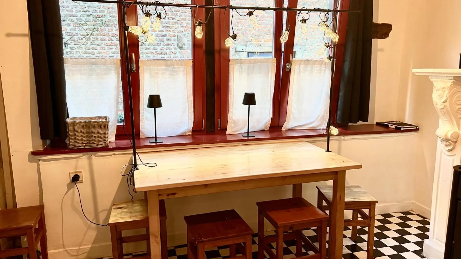 La Petite Maison De L'Impasse Lutych 0*,  Belgie
